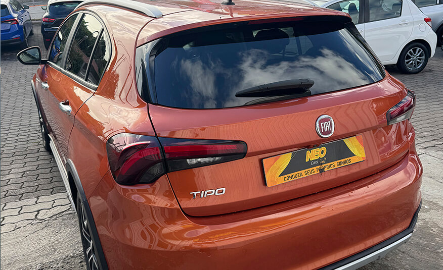 fiat-tipo-cross-neo-cars-stand-funchal-5