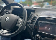 renault-captur-2018-neo-cars-stand-funchal-5