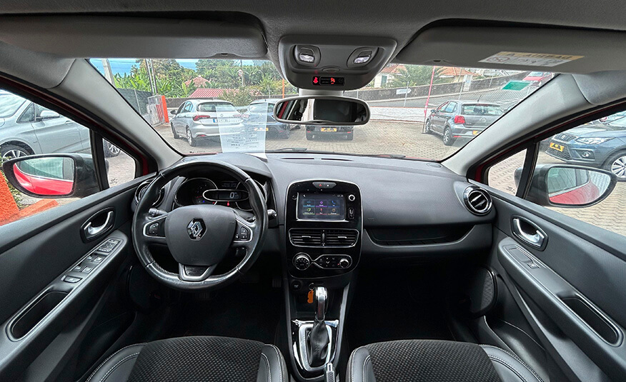 renault-clio-2018-neo-cars-stand-funchal-4