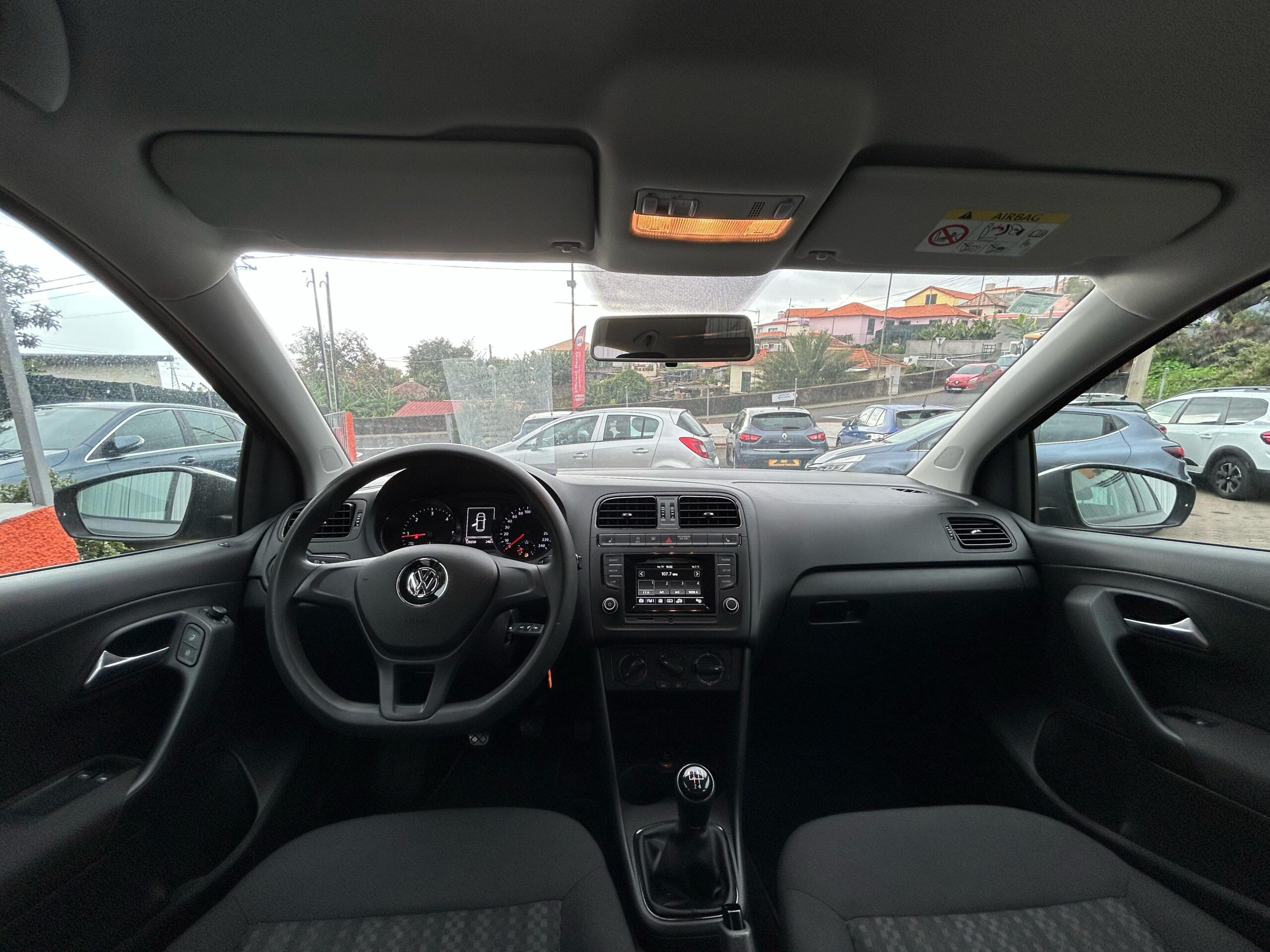 2016 Volkswagen Polo