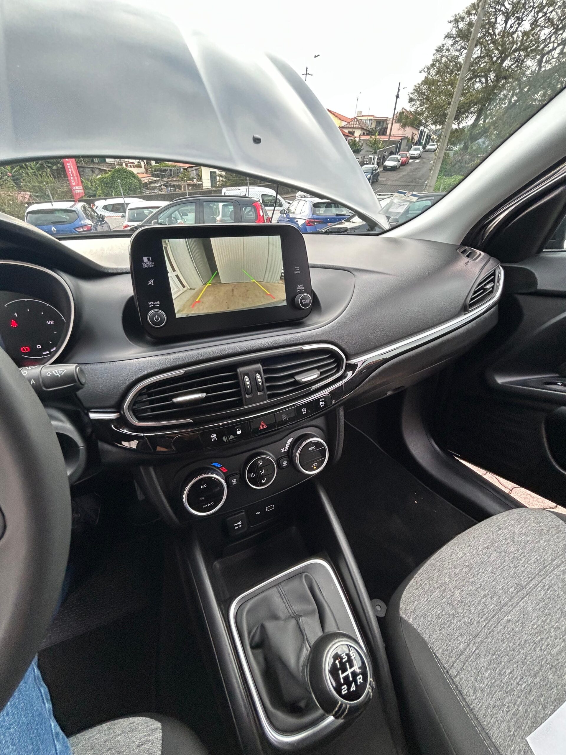 2021 Fiat Tipo Cross