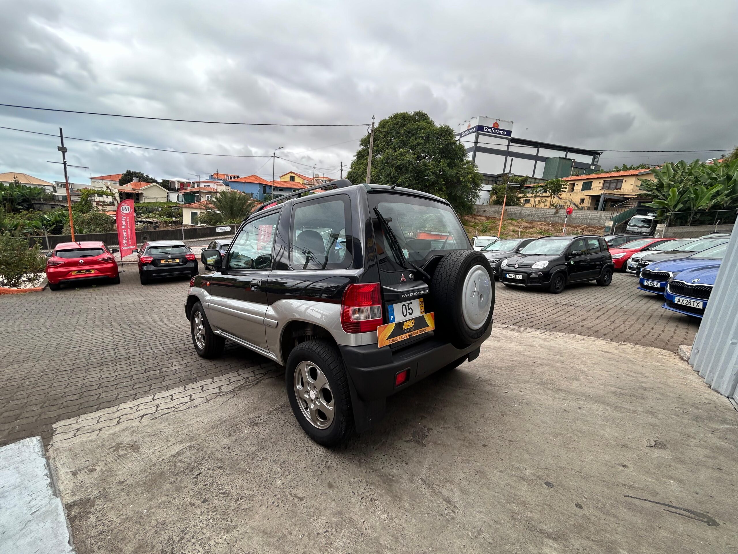 2000 Mitsubishi Pajero