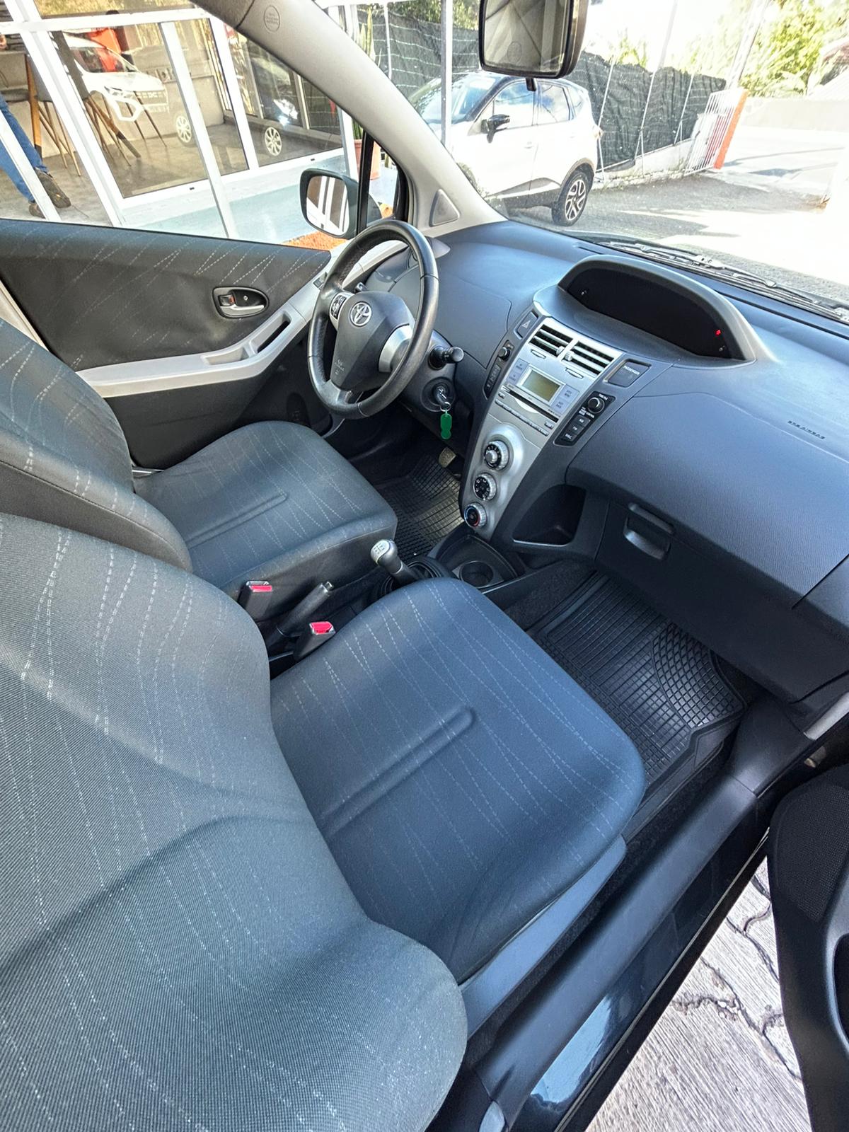 2008 TOYOTA YARIS