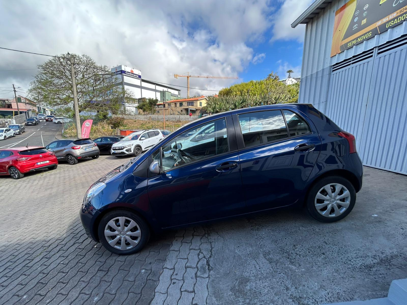2009 TOYOTA YARIS