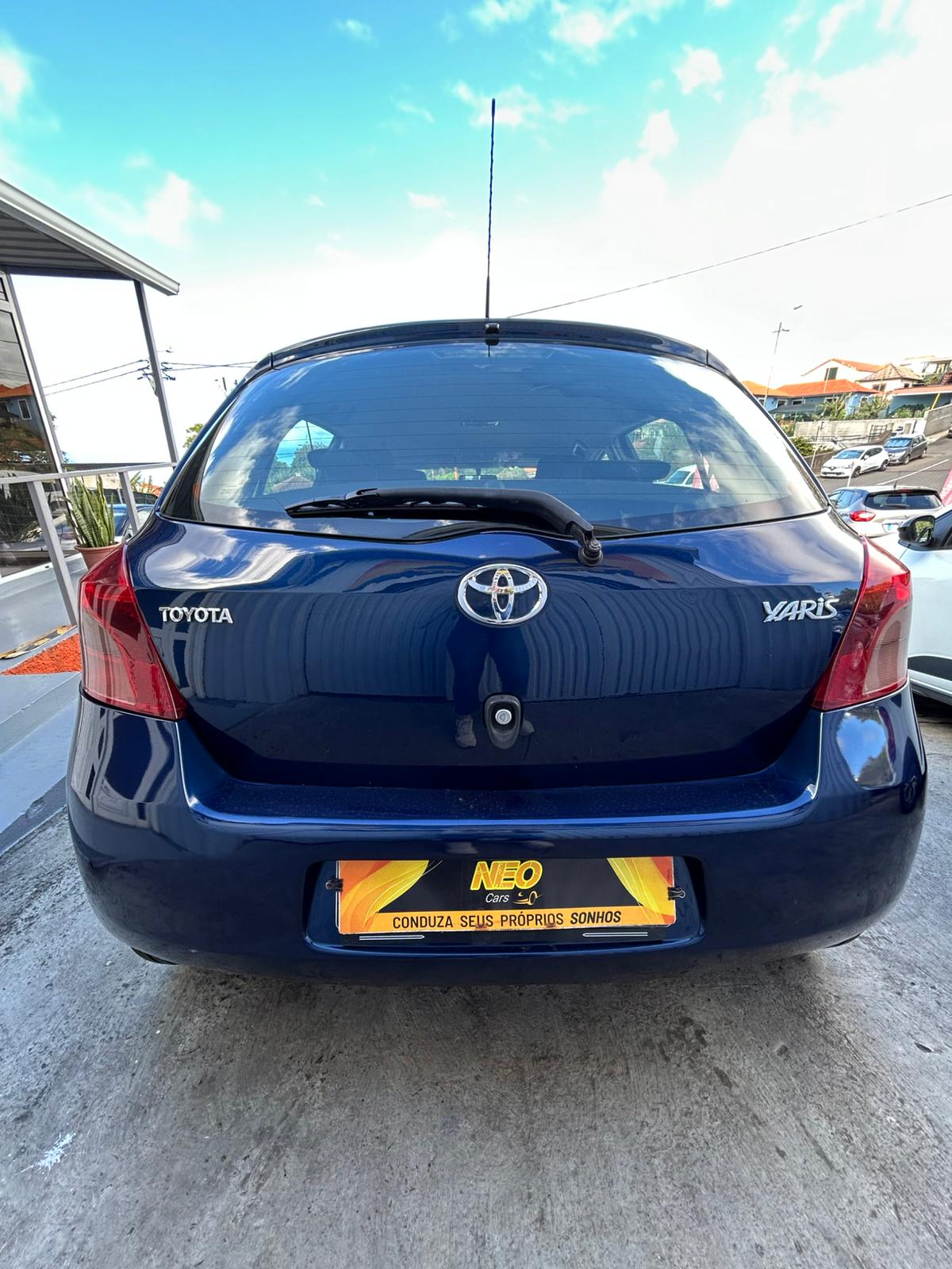 2009 TOYOTA YARIS
