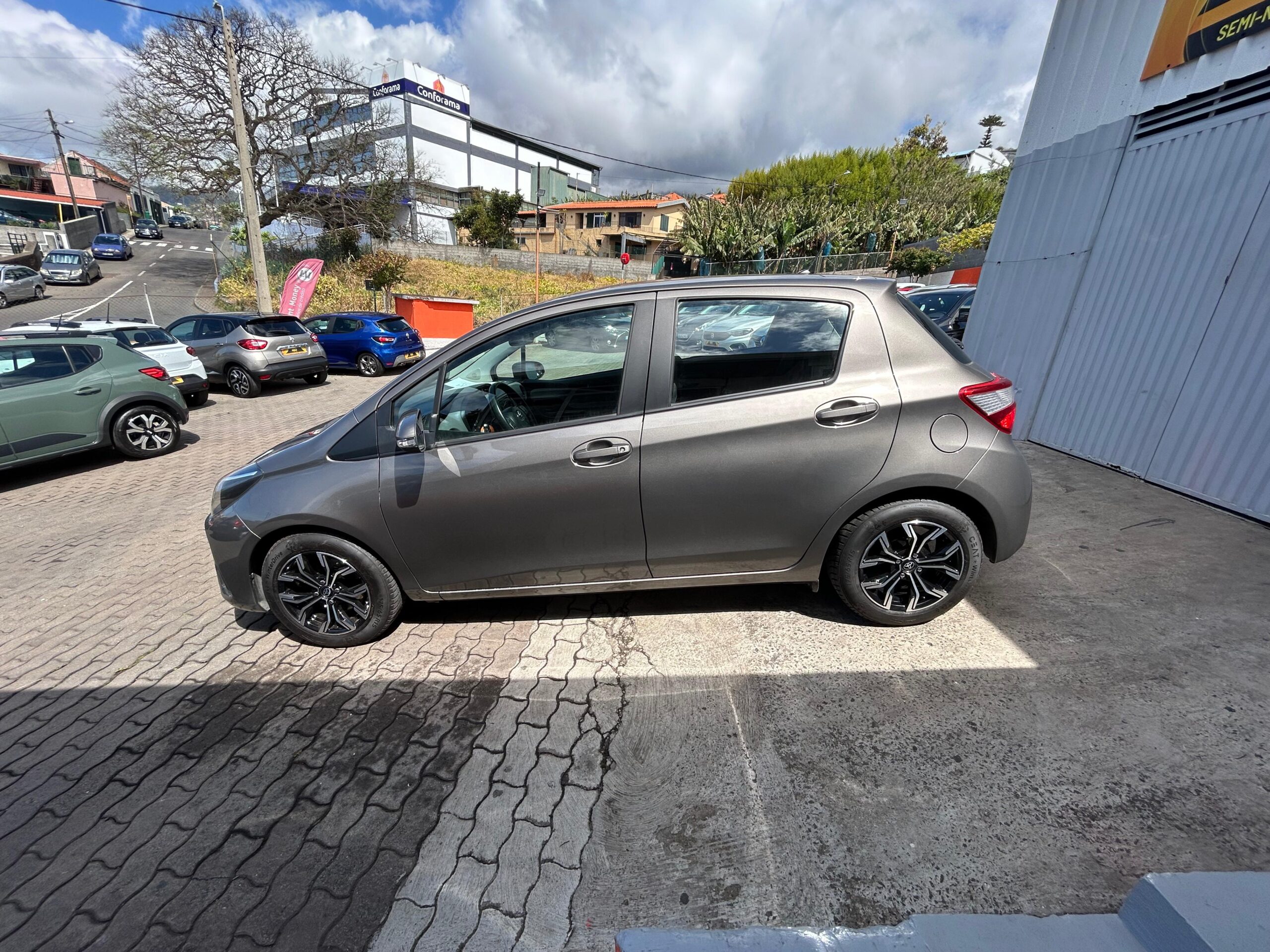 2018 TOYOTA YARIS