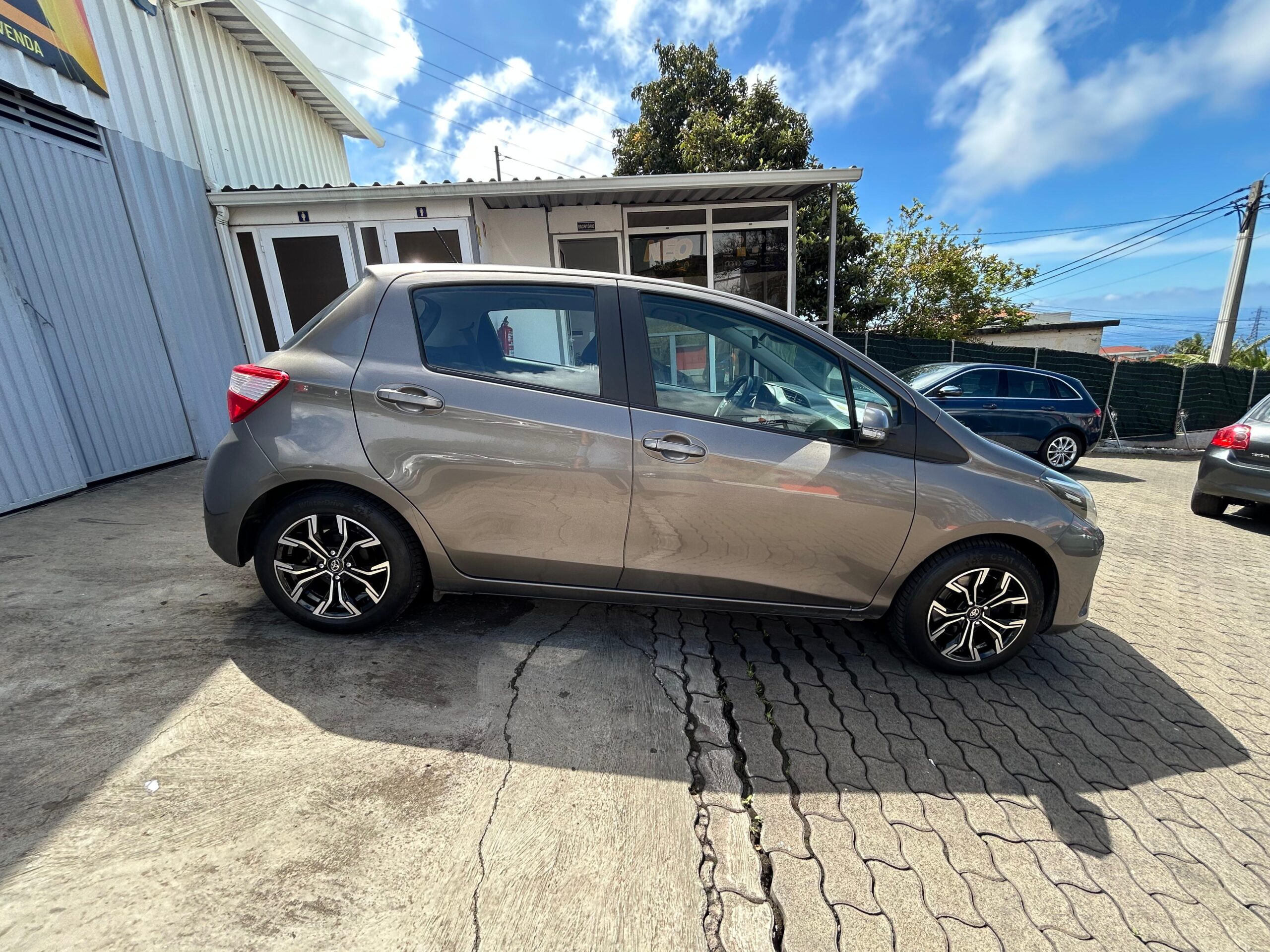 2018 TOYOTA YARIS