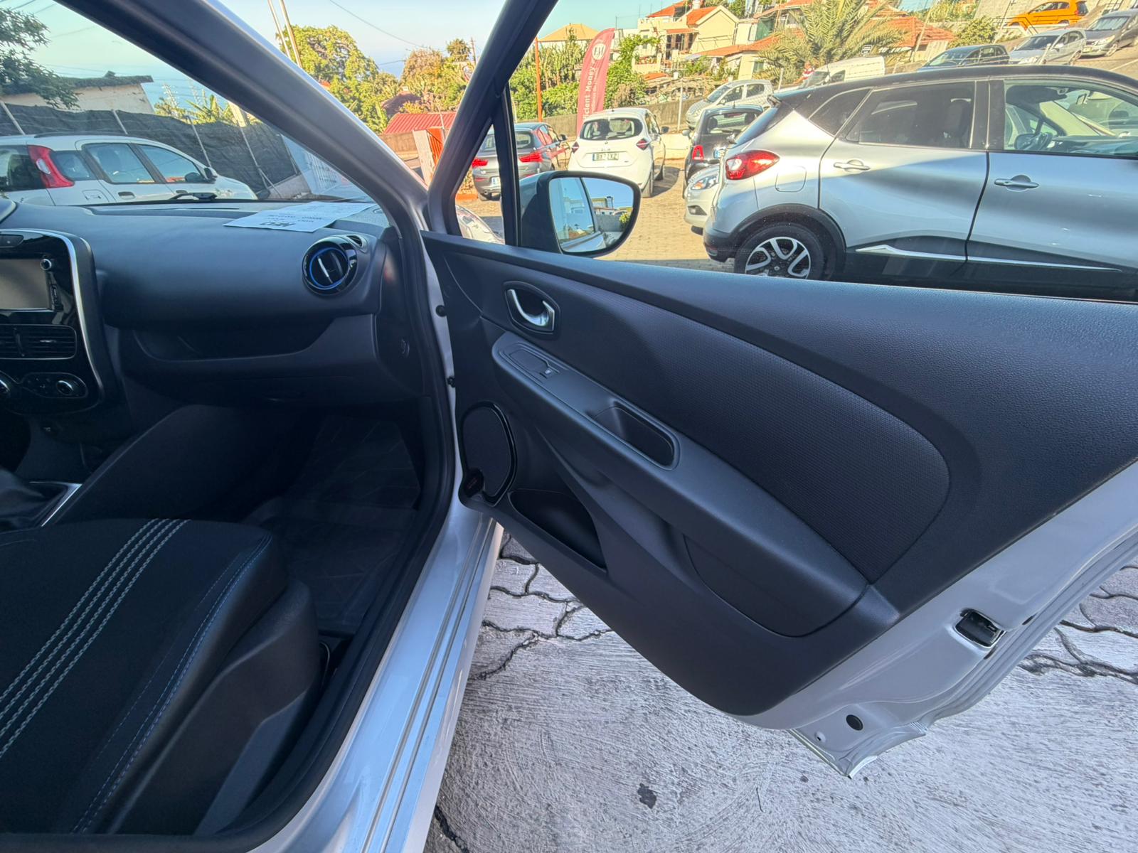2017 RENAULT CLIO GT-LINE