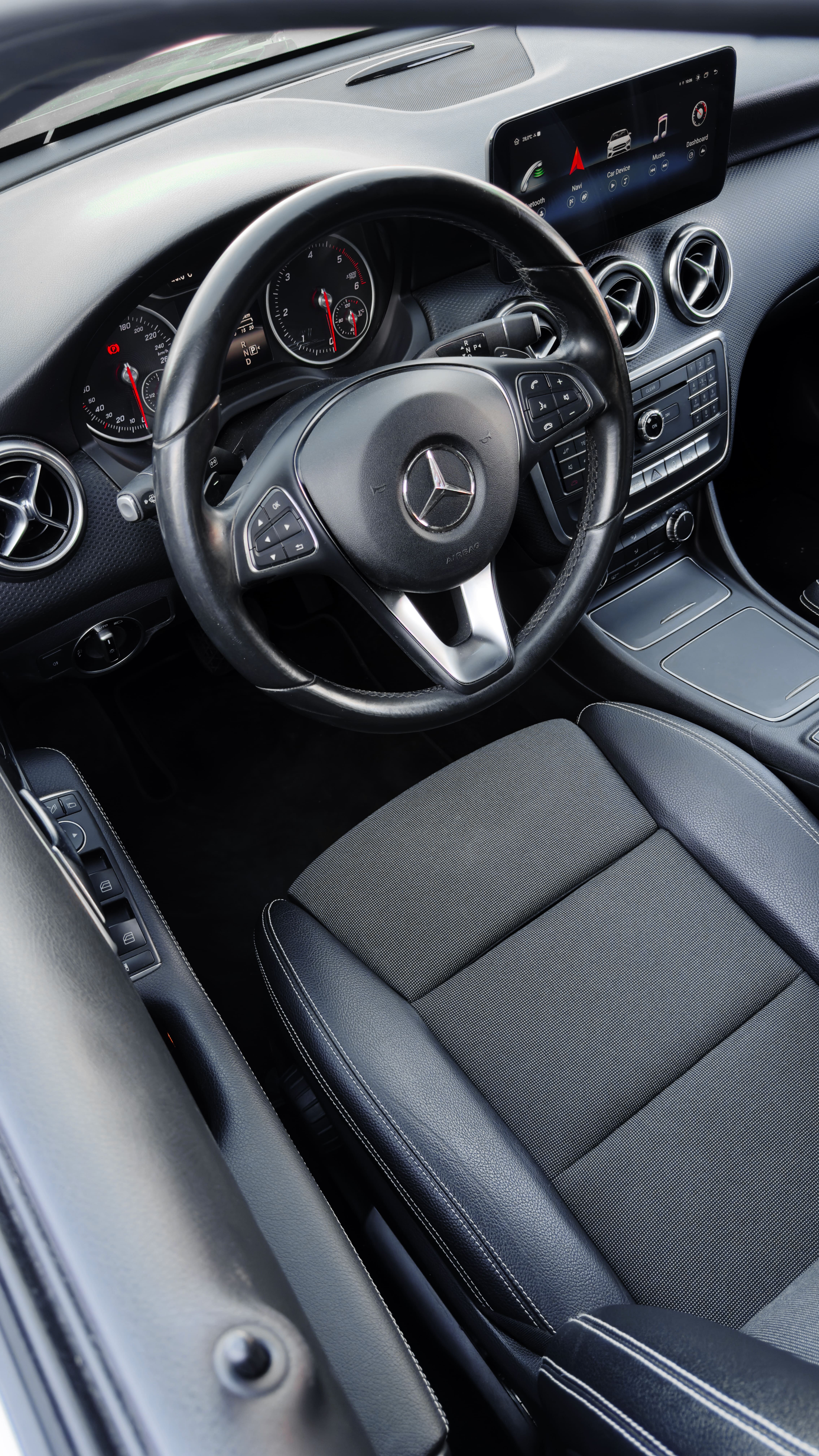 2015 MERCEDES BENZ A160