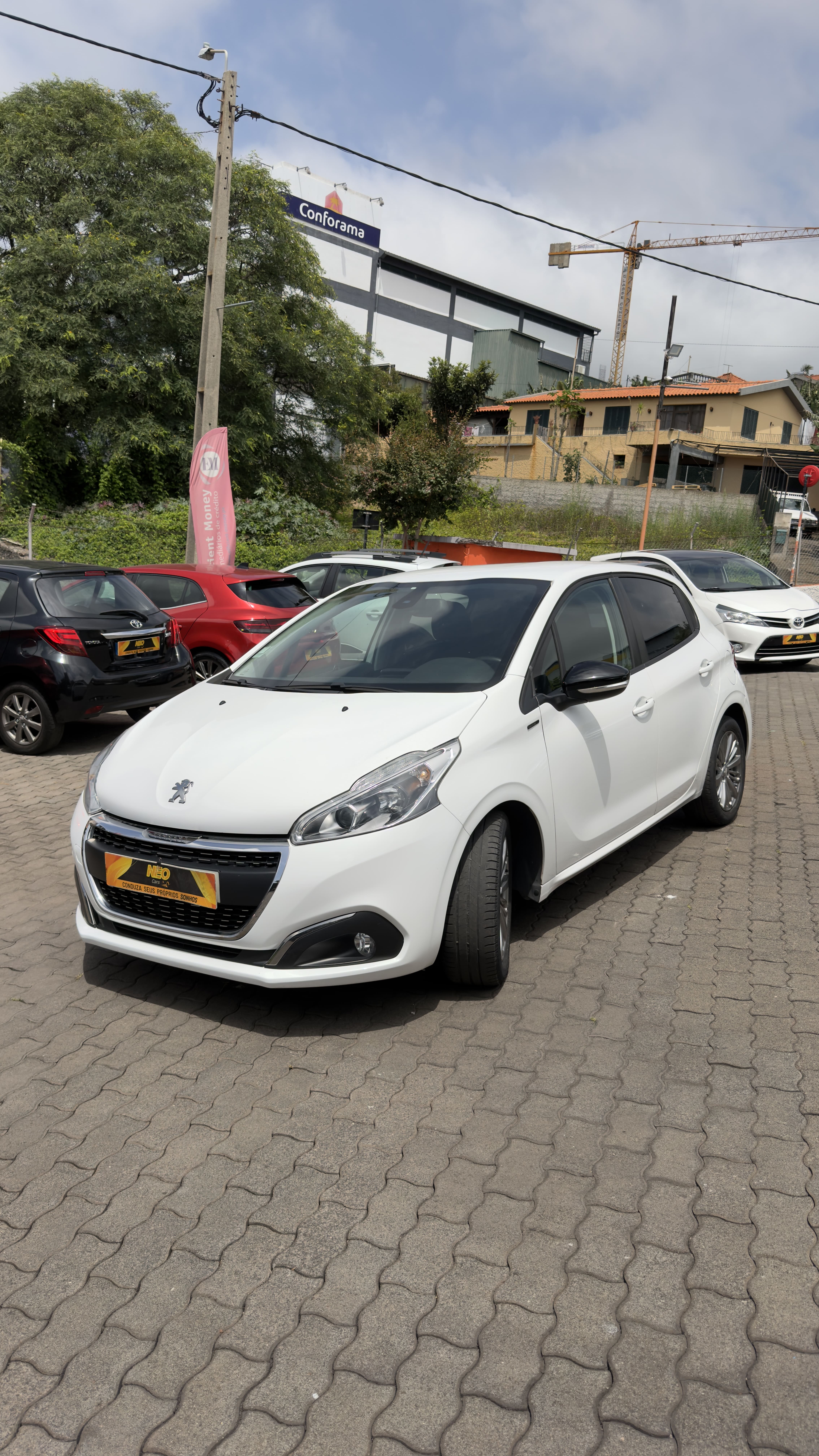 2018 PEUGEOT 208