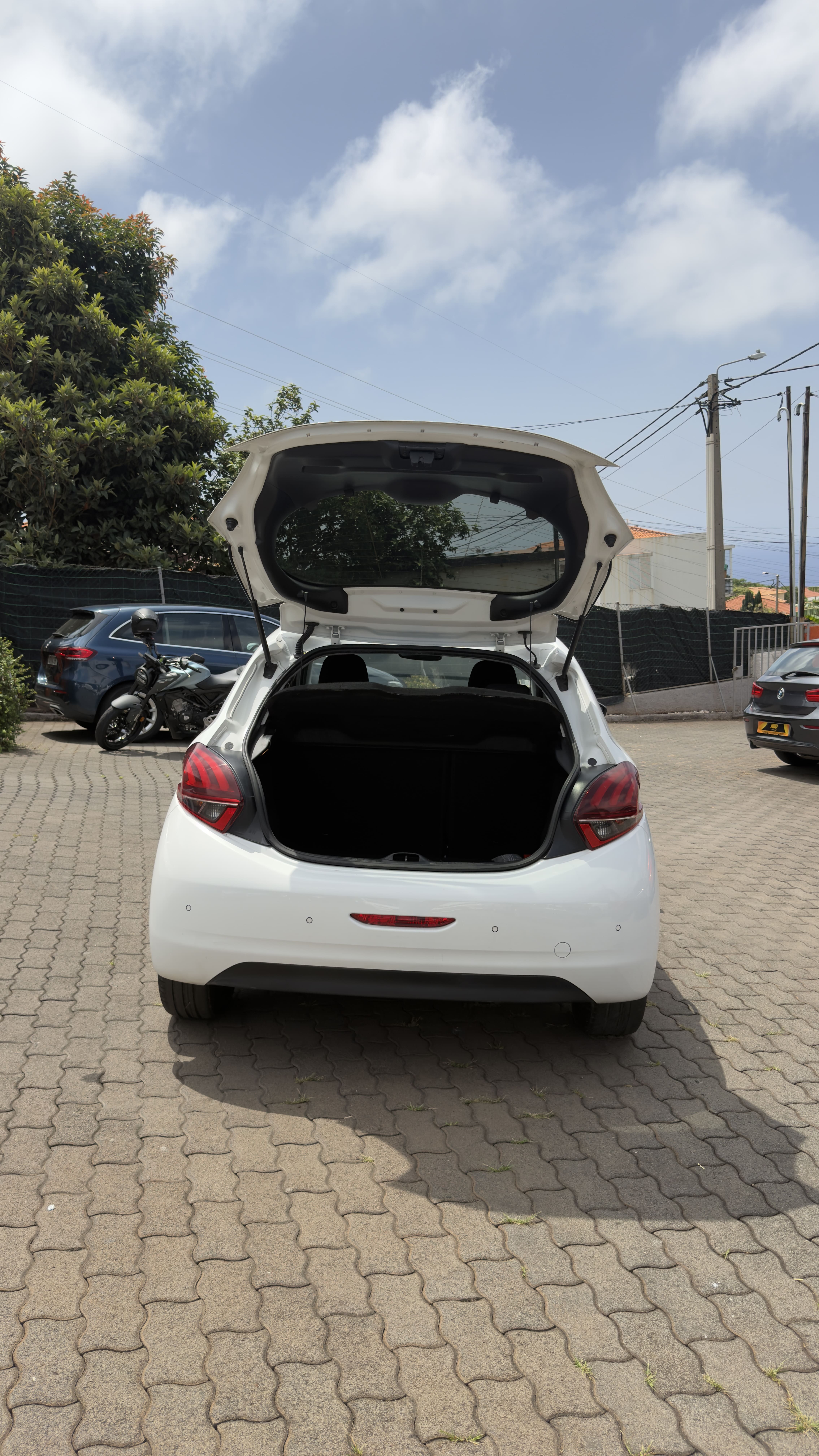 2018 PEUGEOT 208