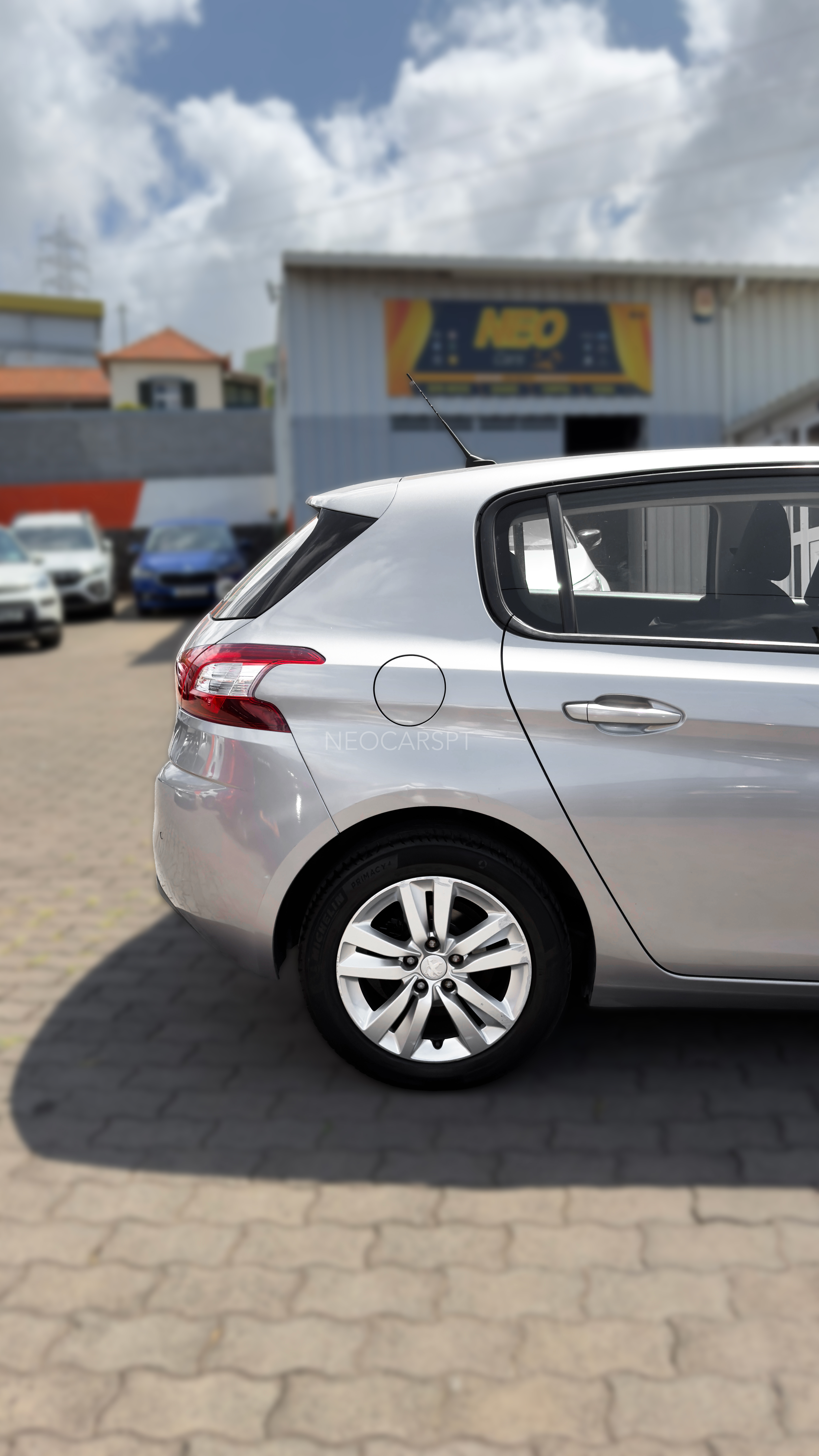 2015 PEUGEOT 308