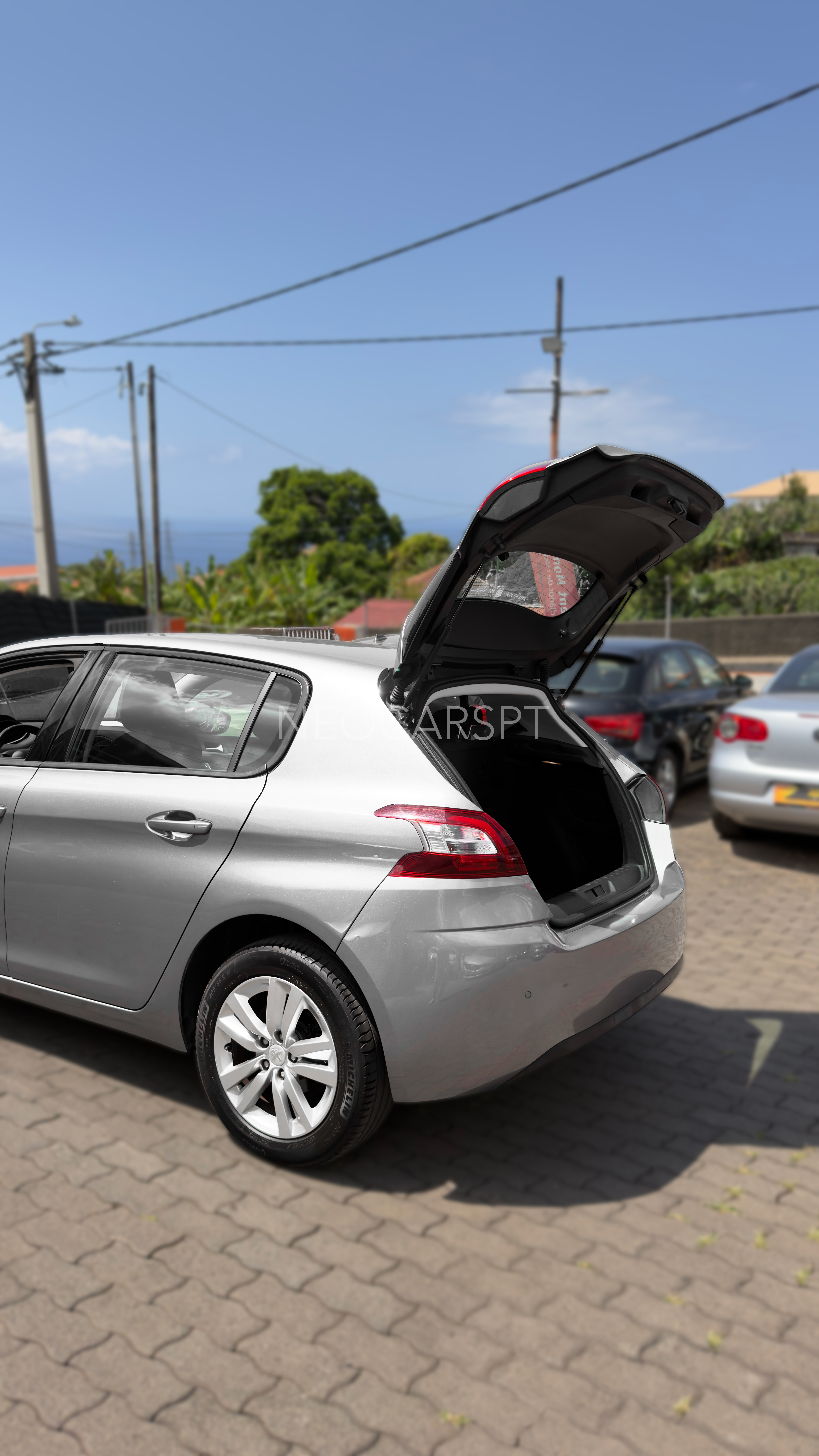 2015 PEUGEOT 308