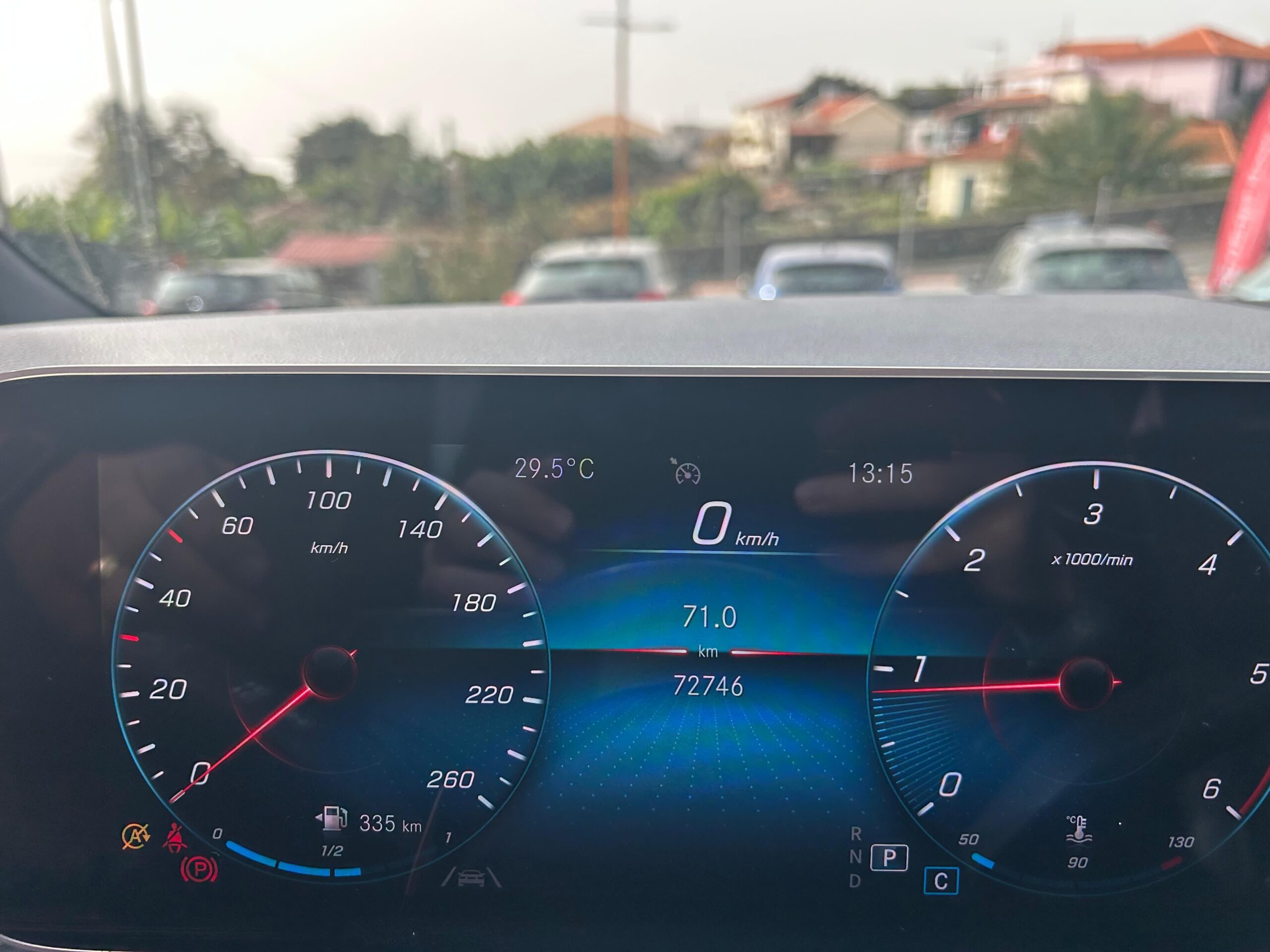 2019 MERCEDES B190D