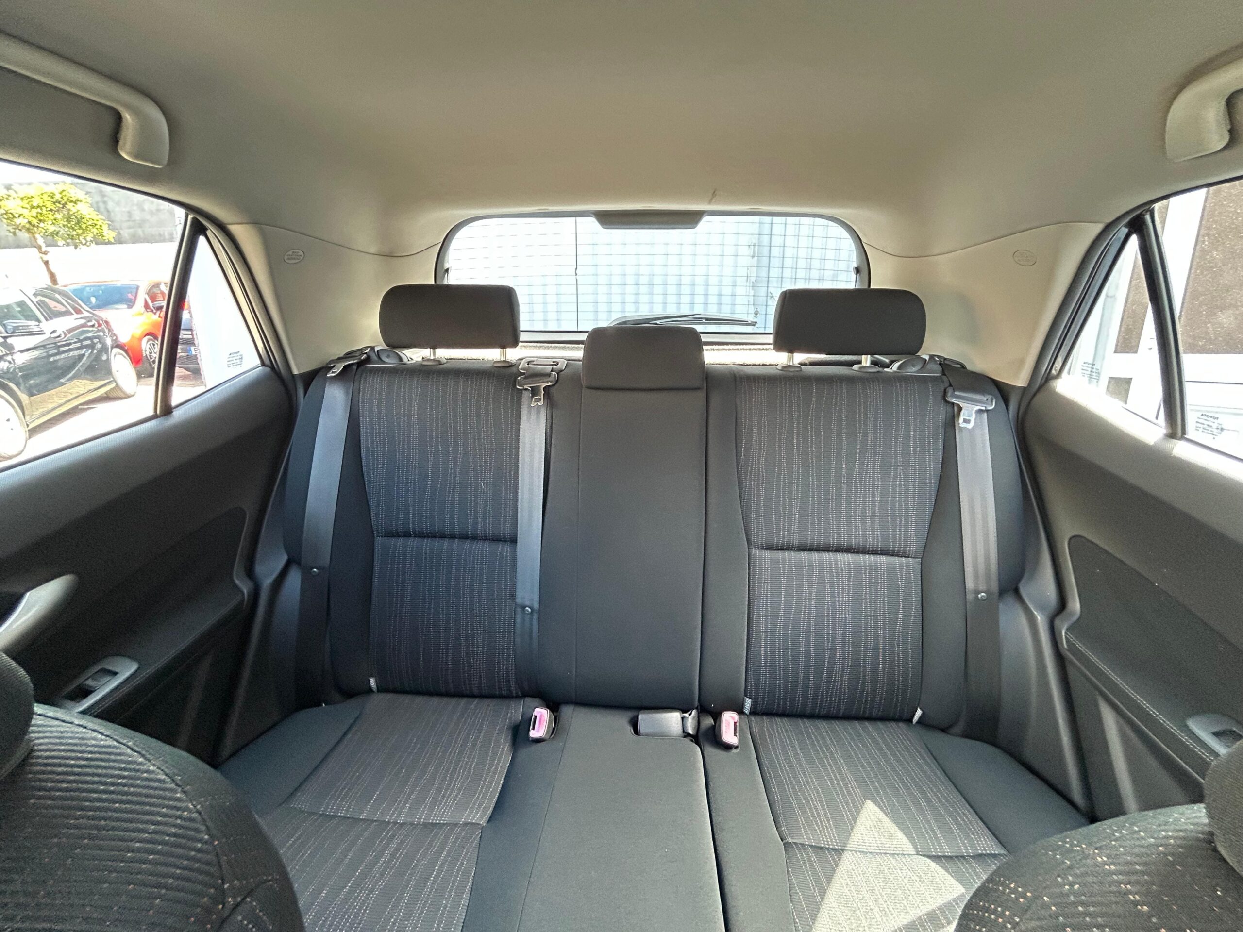 2009 TOYOTA AURIS