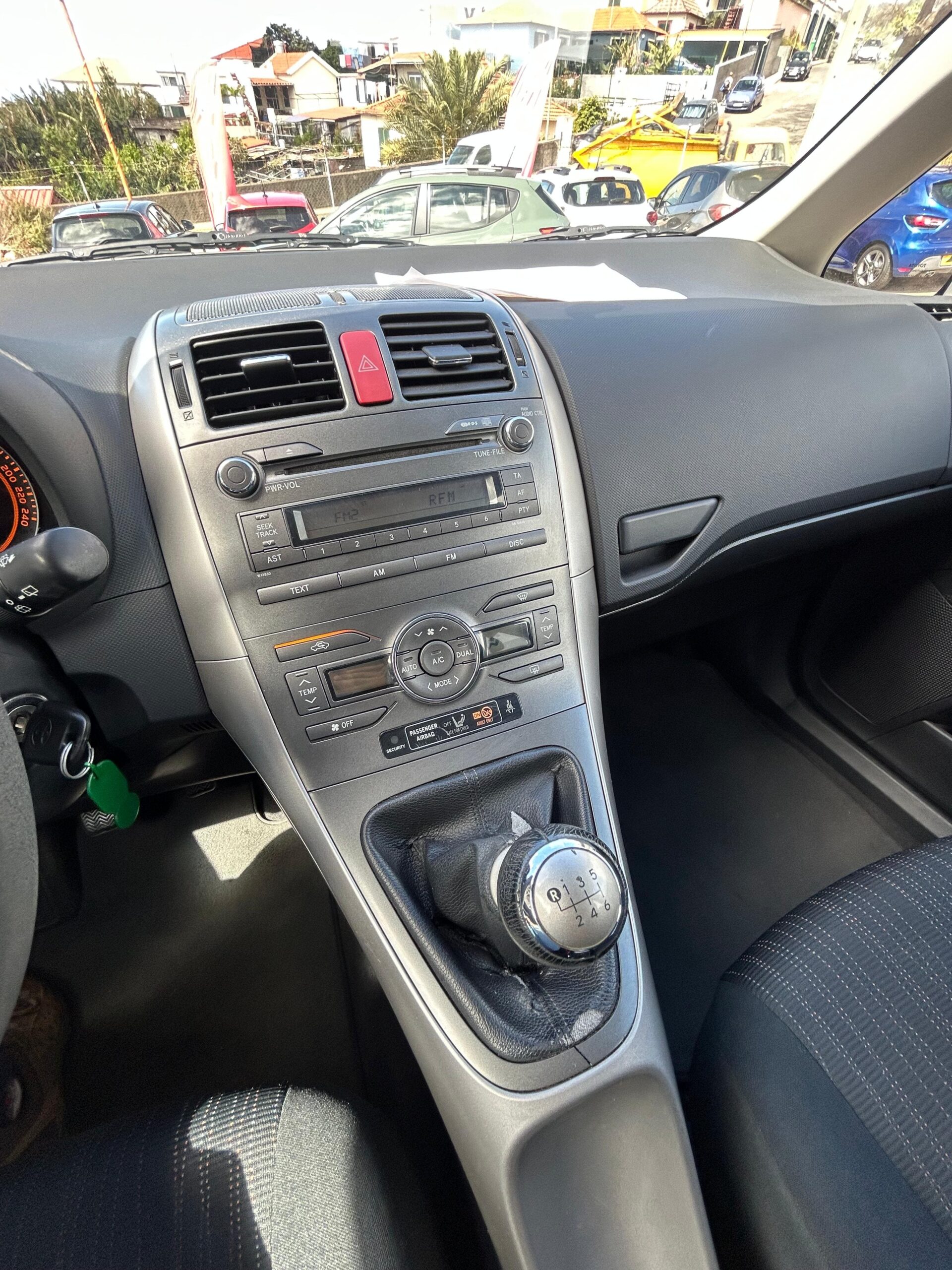 2009 TOYOTA AURIS