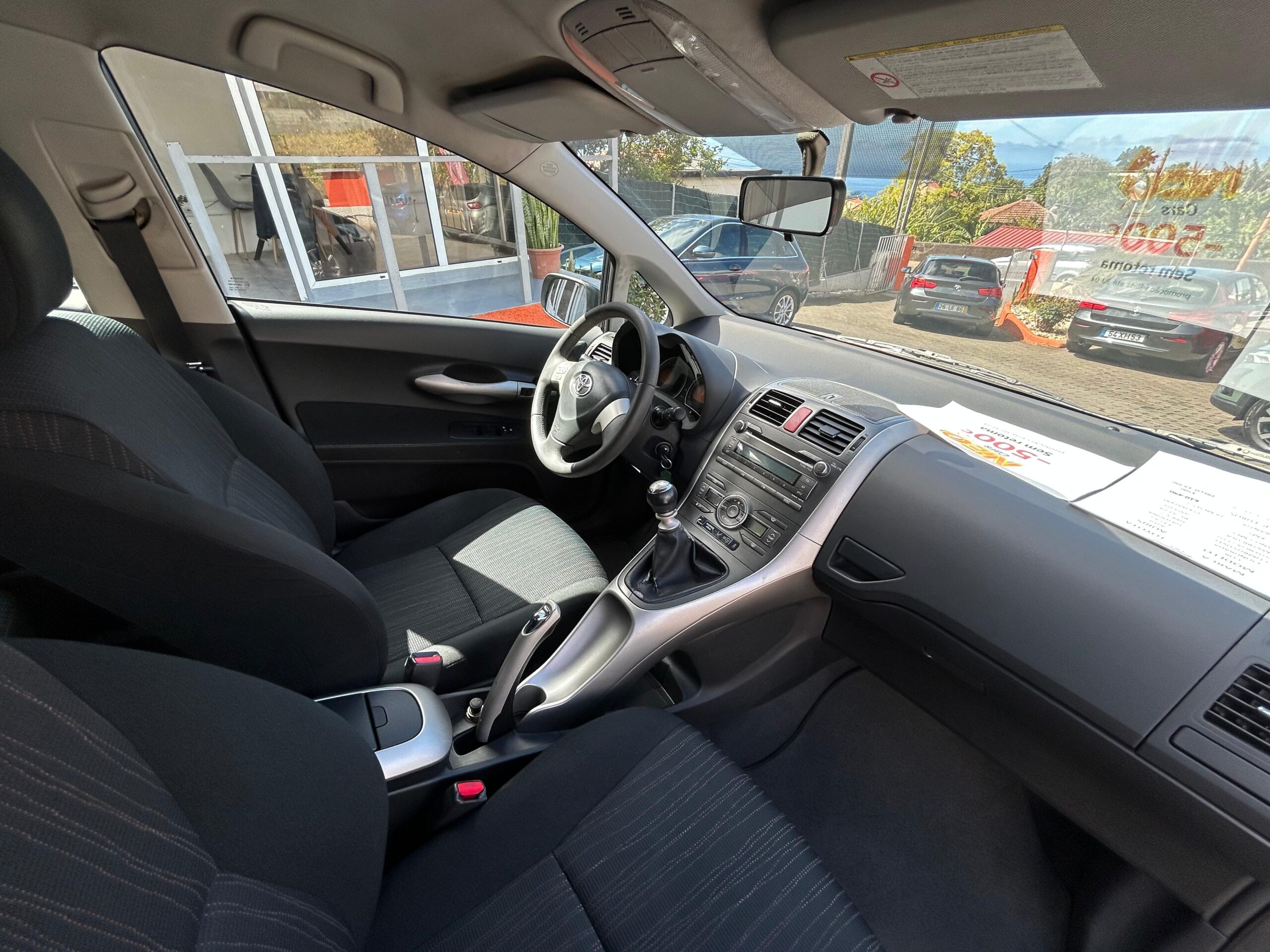 2009 TOYOTA AURIS