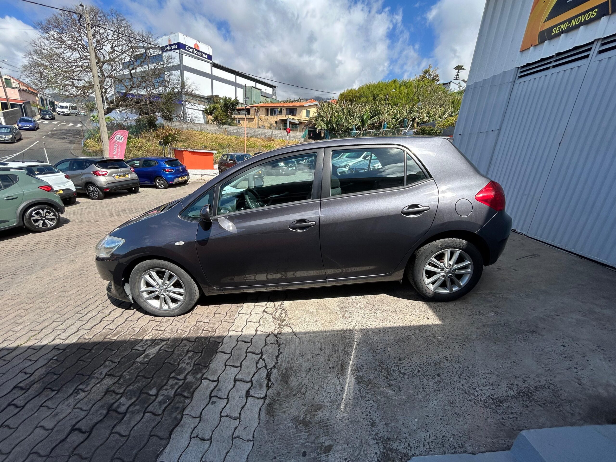 2009 TOYOTA AURIS
